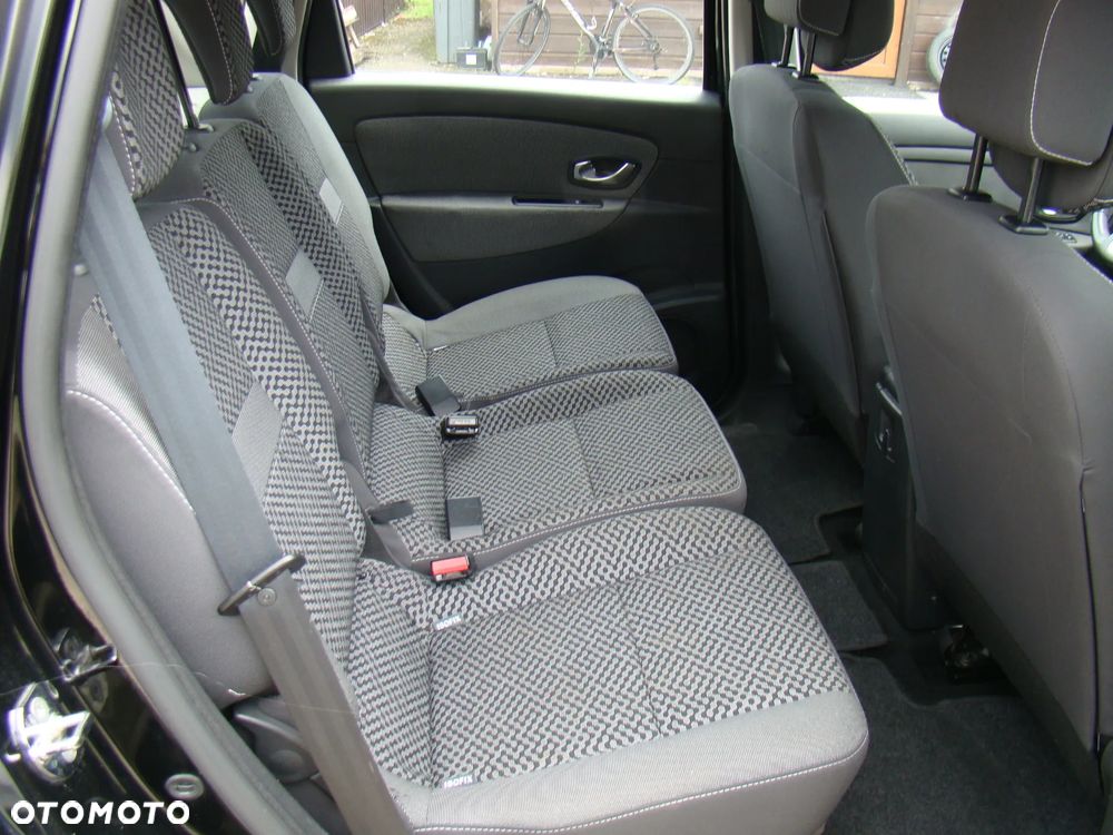 Renault Scenic 1.6 16V 110 TomTom Edition - 10