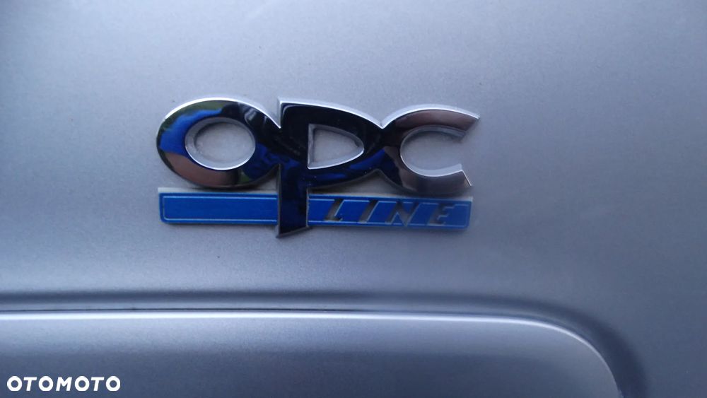 Opel Zafira 1.8 Cosmo - 28