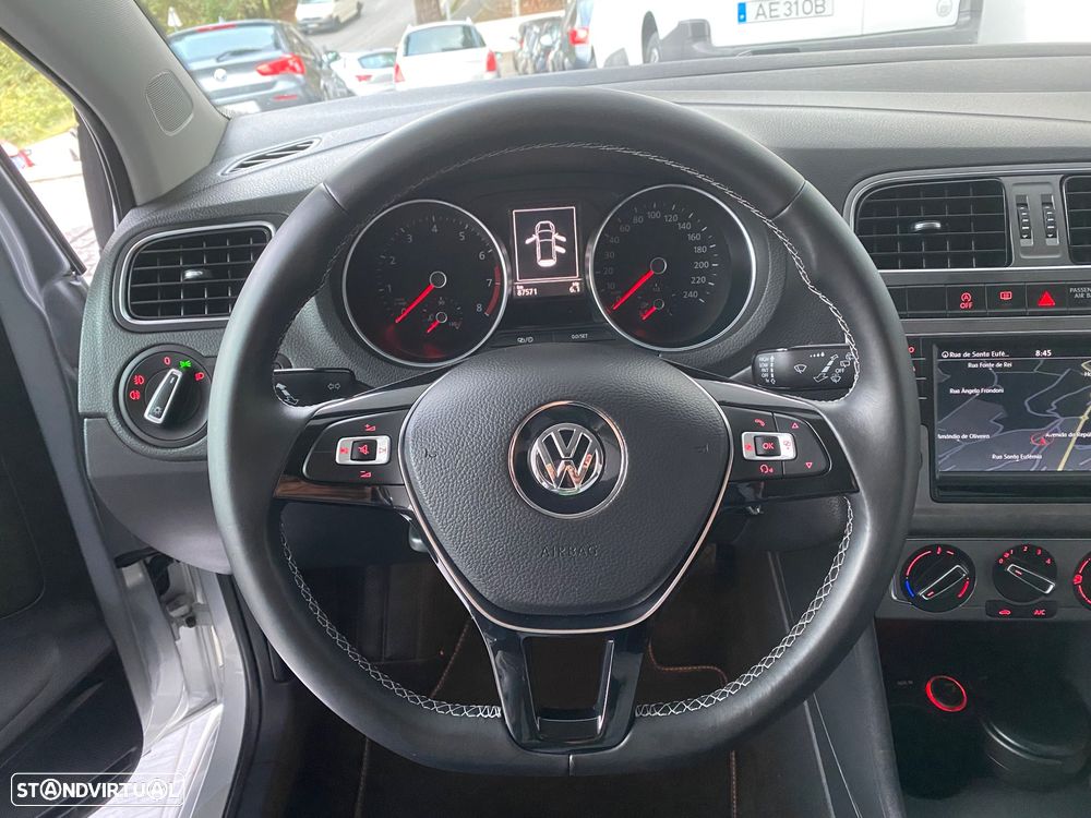 VW Polo 1.0 Confortline Nav - 17