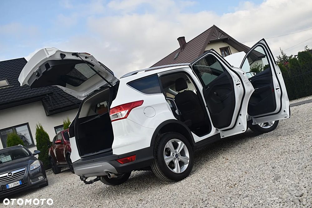 Ford Kuga 2.0 TDCi 2x4 SYNC - 16