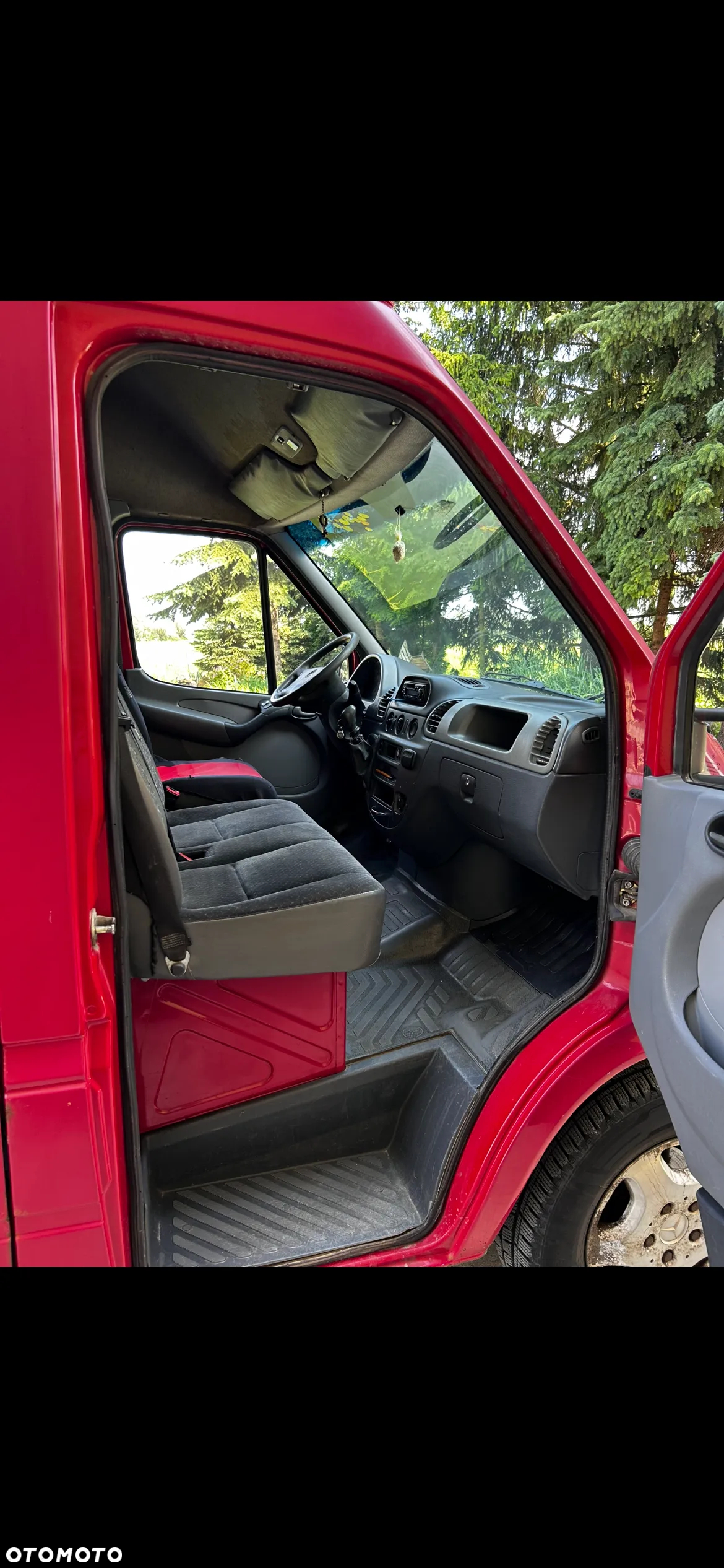 Mercedes-Benz Sprinter - 9