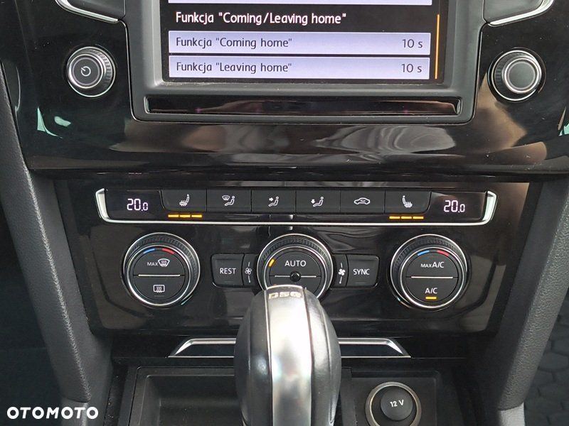 Volkswagen Passat - 31