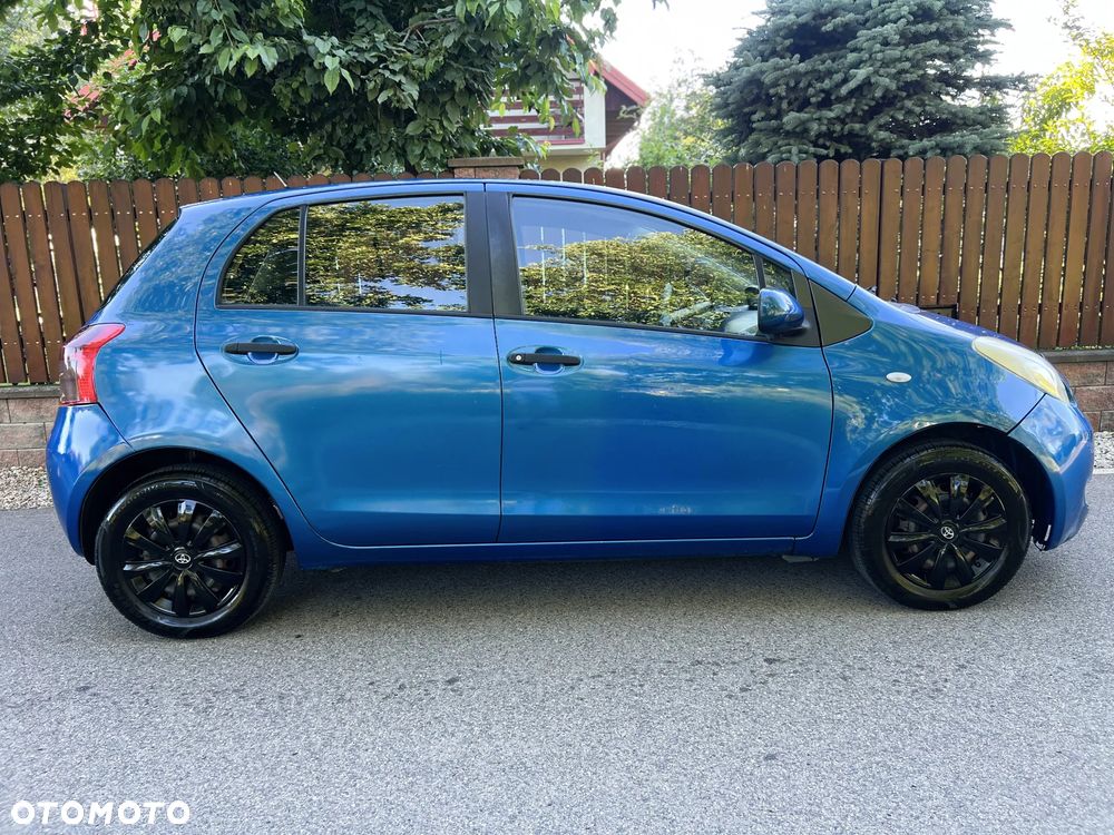 Toyota Yaris - 26