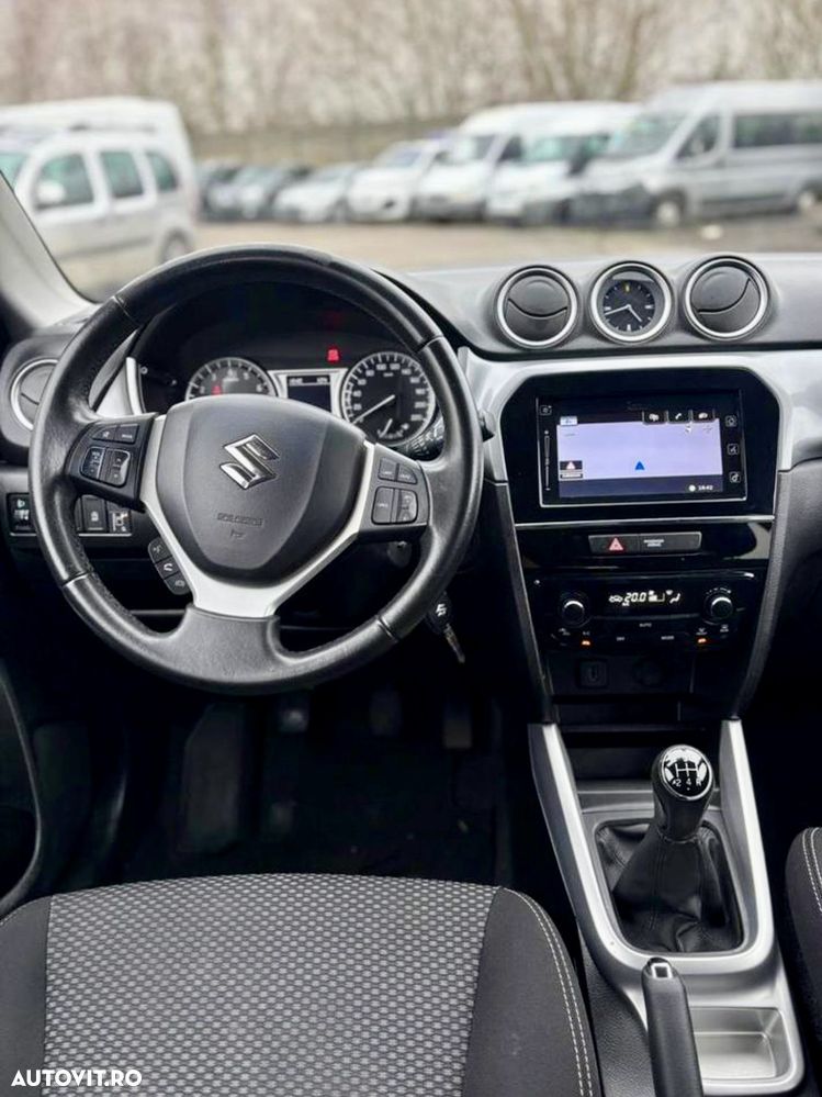 Suzuki Vitara 1.6 Passion - 9