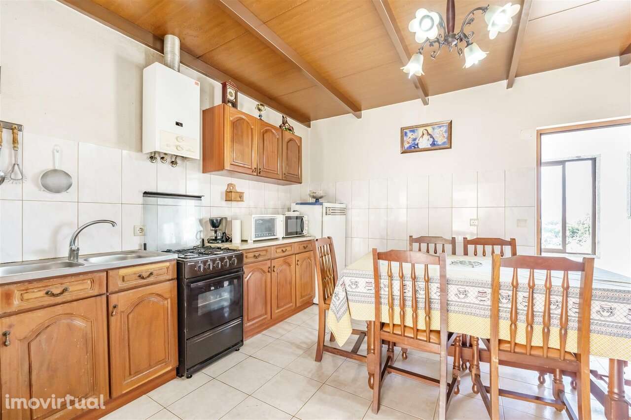 Moradia Isolada T4 / Fundão, Vales Pêro Viseu - Grande imagem: 2/20