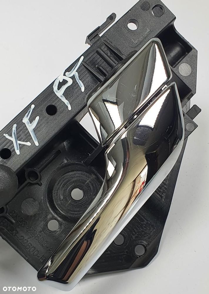 KLAMKA WEWNĘTRZNA PRAWY TYŁ JAGUAR XF X250 8X23-22600-AD 8X23-22600-BD - 2