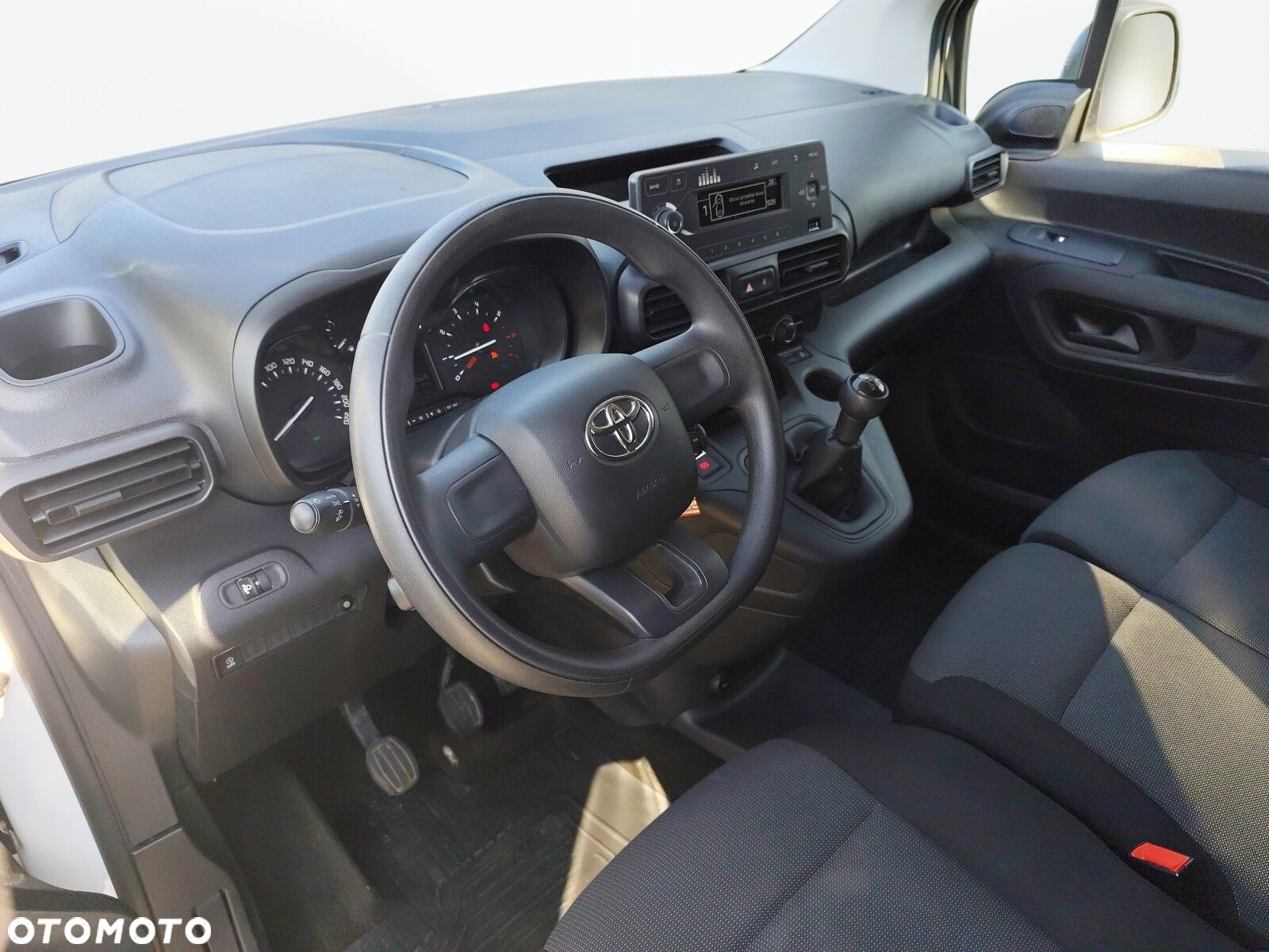 Toyota proace-city - 9