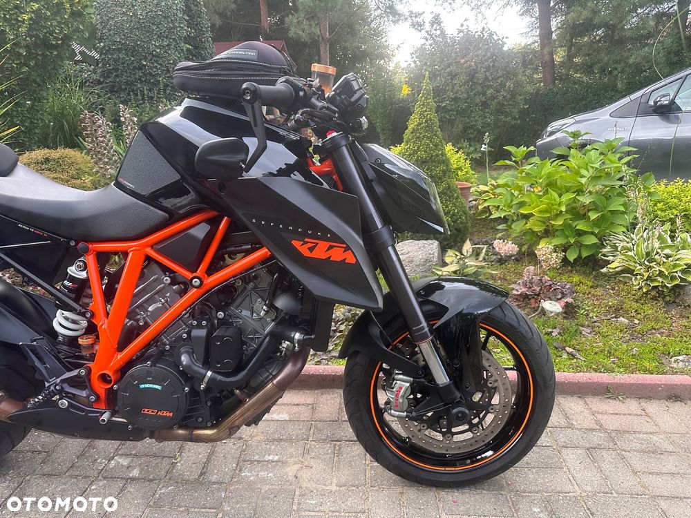 KTM Super Duke - 17