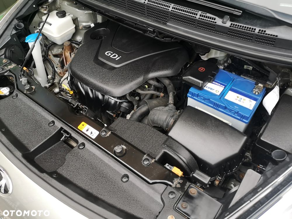 Kia Carens 1.6 GDI L - 34
