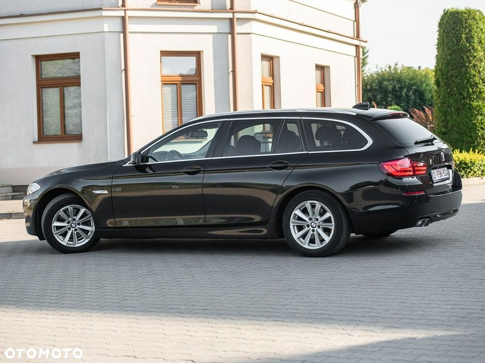 BMW Seria 5 520d Luxury Line - 13