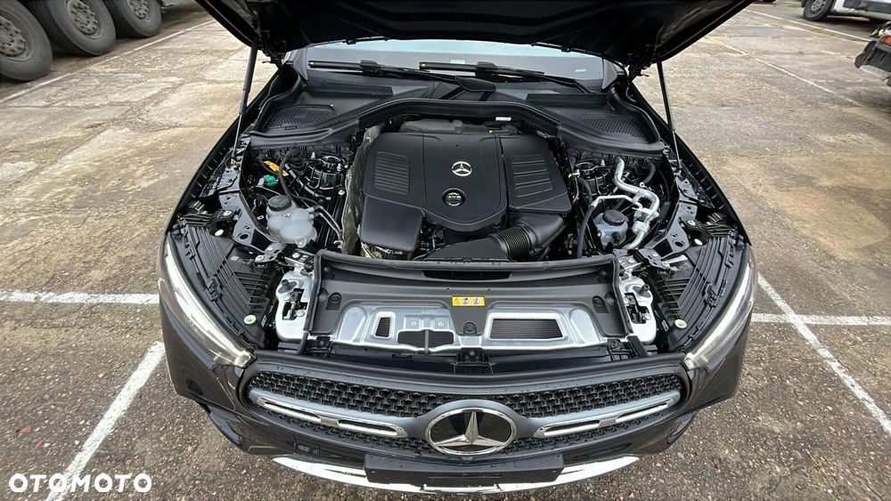 Mercedes-Benz GLC - 26
