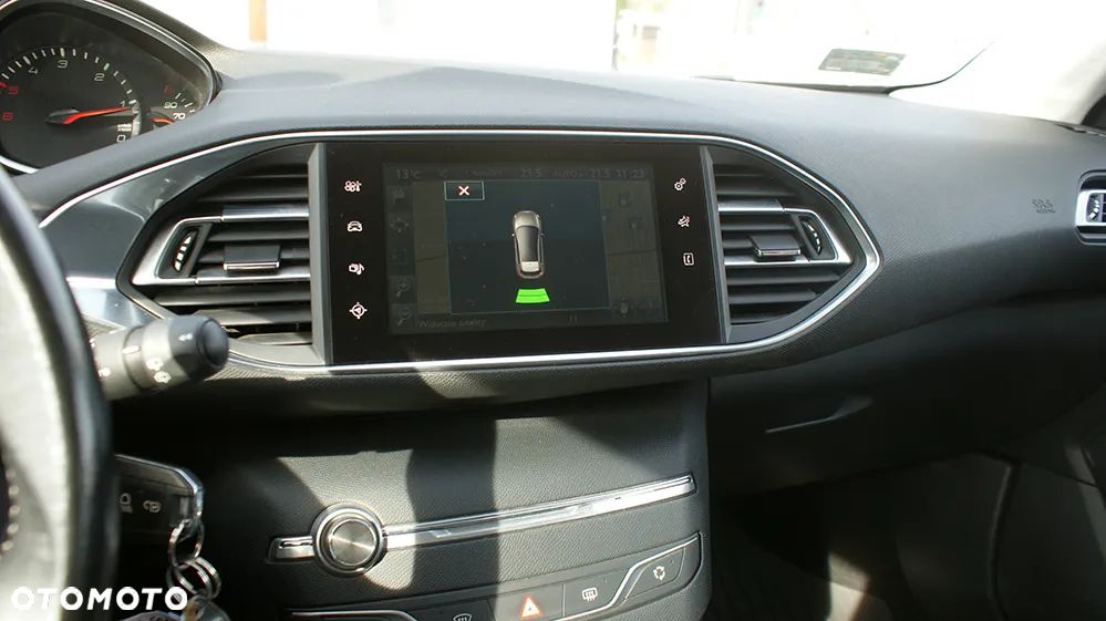 Peugeot 308 BlueHDi FAP 100 Stop&Start Access - 11