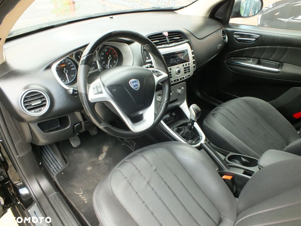 Lancia Delta - 6