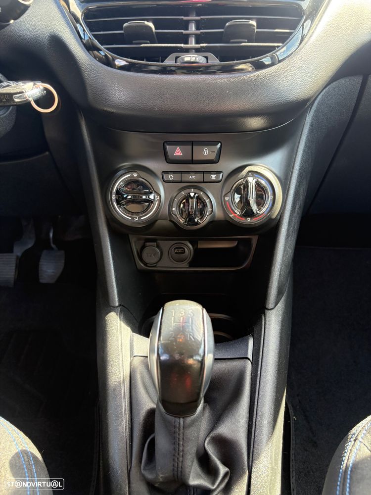 Peugeot 208 1.2 PureTech Signature - 15