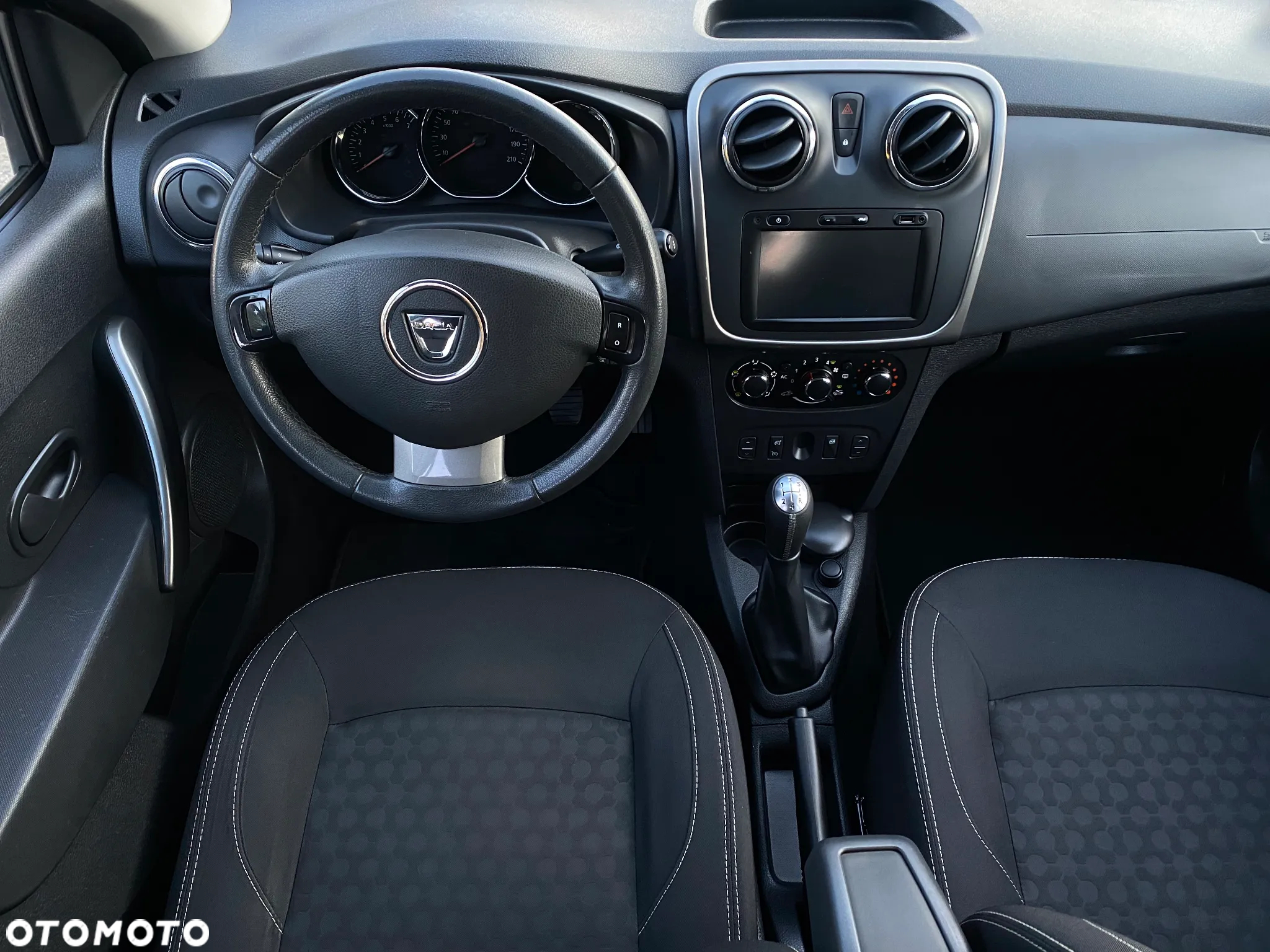 Dacia Logan MCV 0.9 TCE Laureate - 27