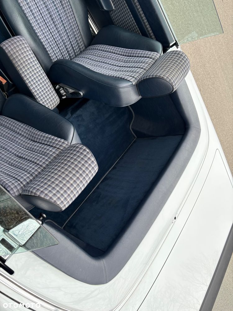 Mercedes-Benz SL - 12