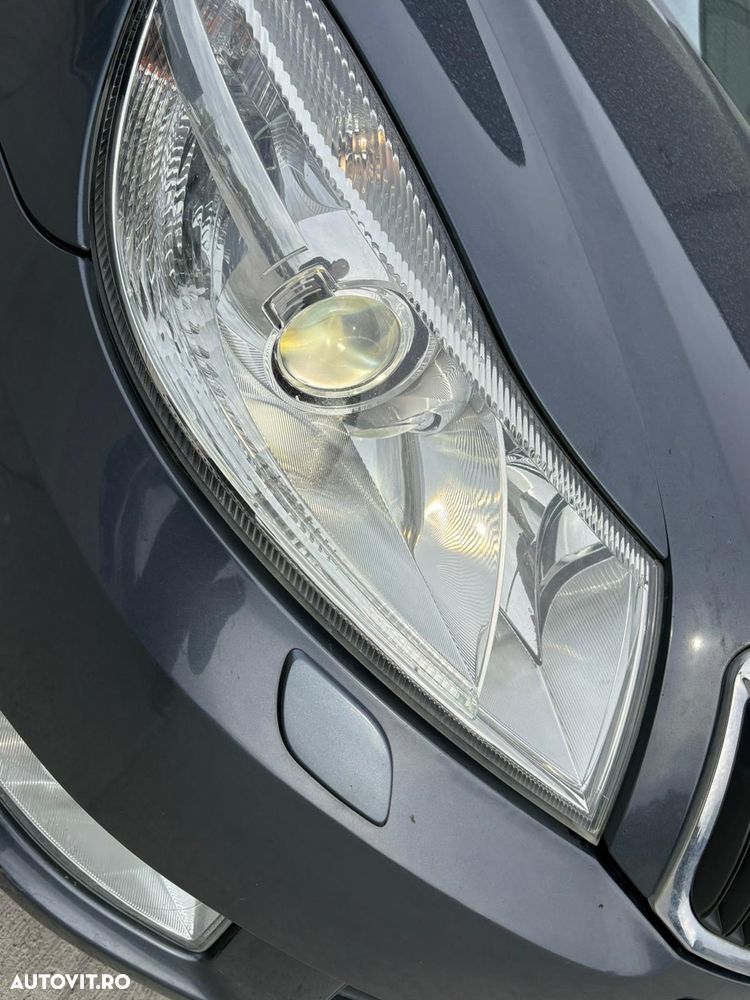 Skoda Octavia 2.0 TDI Business DSG - 7