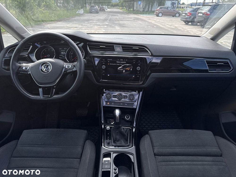 Volkswagen Touran 1.5 TSI EVO Highline DSG - 10