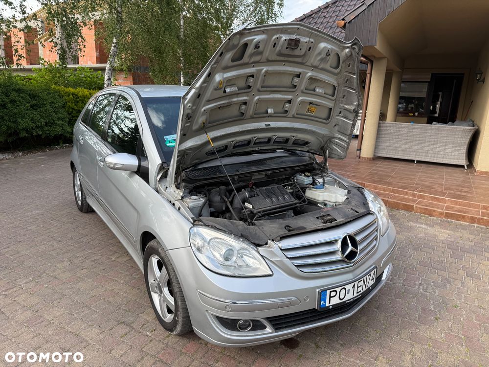 Mercedes-Benz Klasa B 180 CDI Special Edition - 39