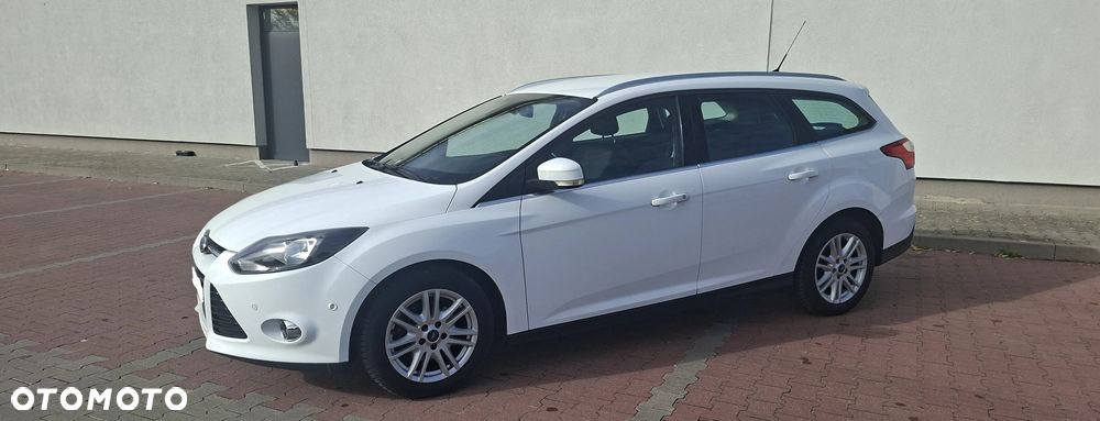 Ford Focus 2013 photo 3