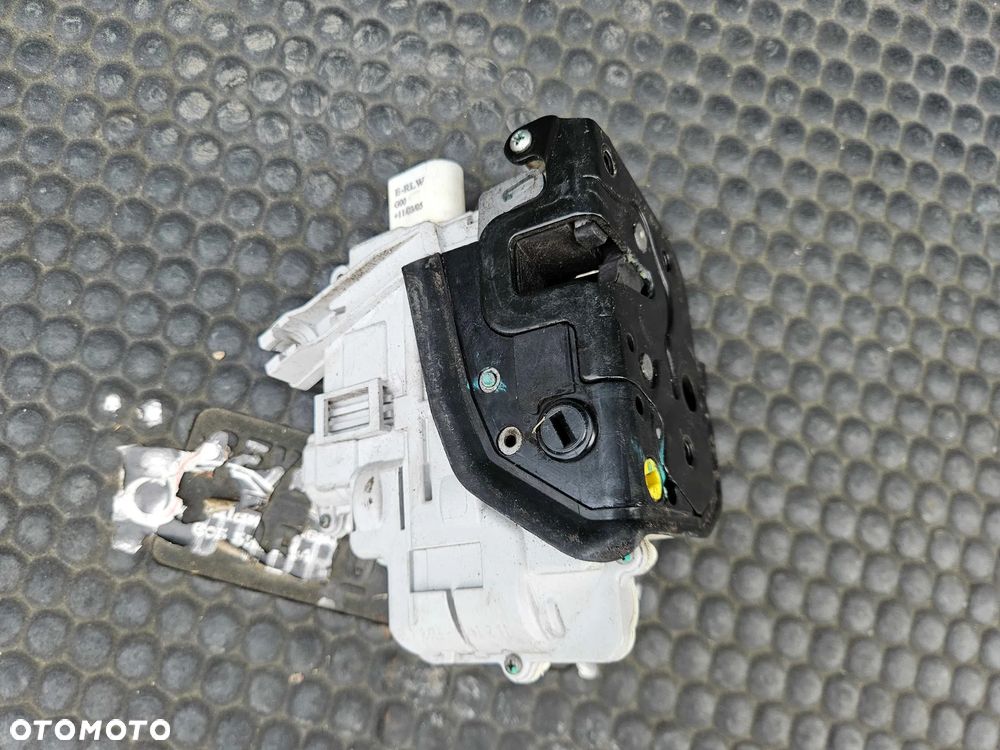 Zamek 7 8 Pin Zamki Drzwi 4F0839015 4F0839016 Tyl Tylny Prawy Lewy Audi A6 C6 A3 8P Sedan Kombi - 12