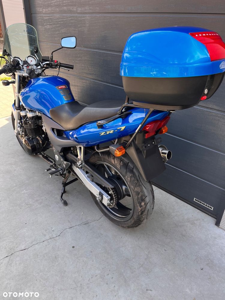 Kawasaki ZR - 16