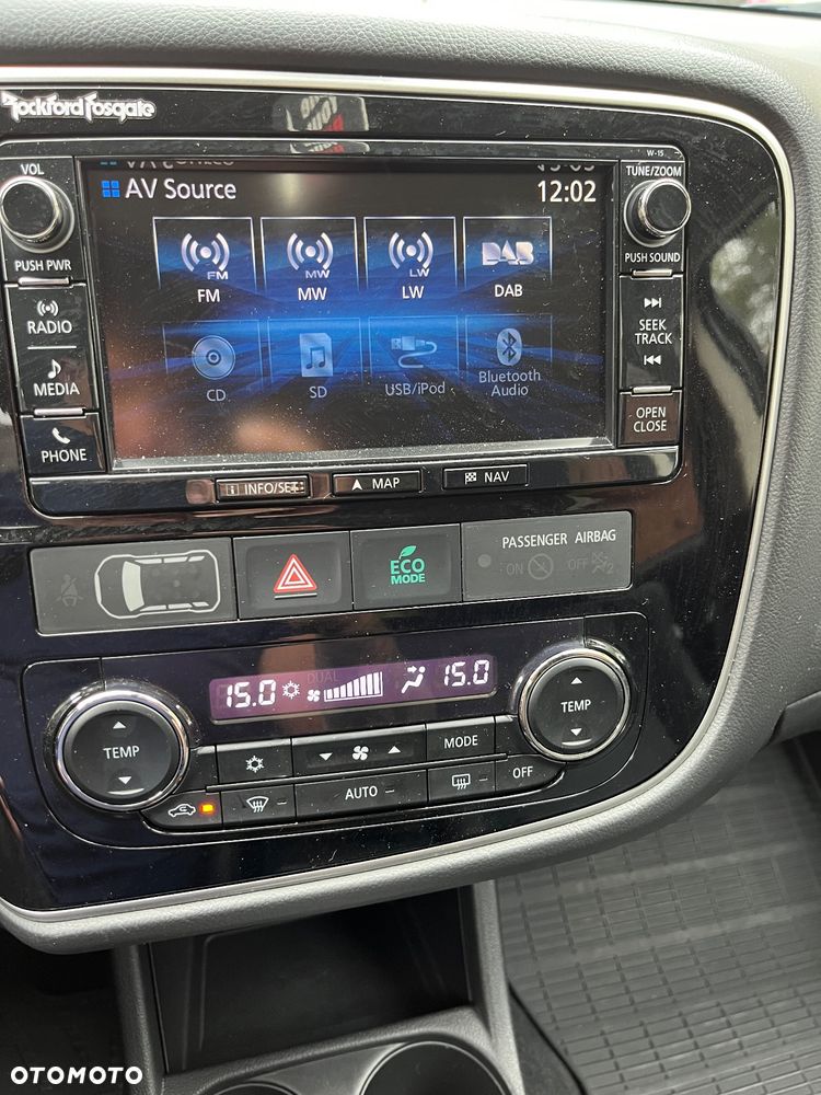 Mitsubishi Outlander 2.2 DI-D 4WD Automatik Diamant Edition - 35