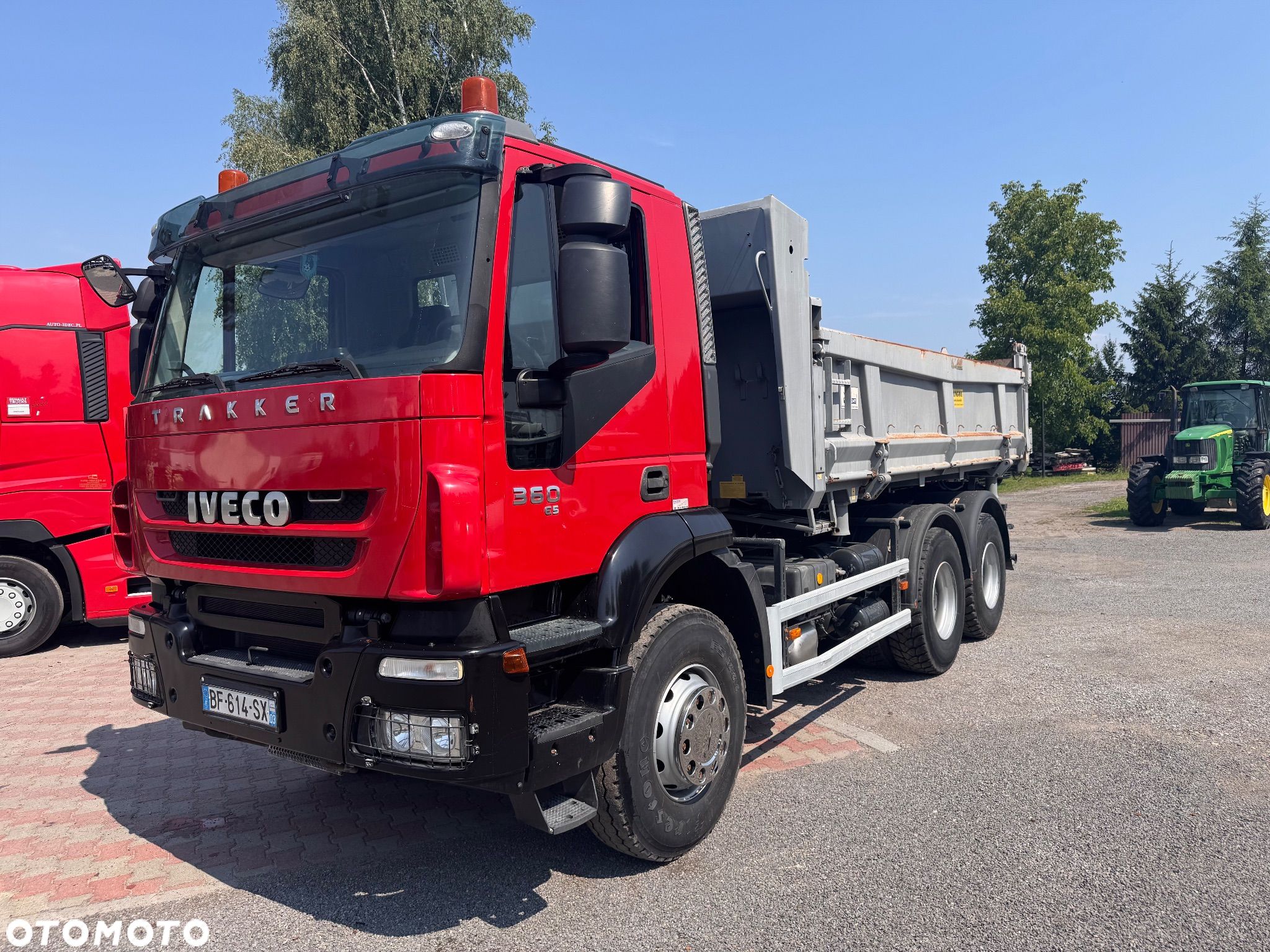 Iveco TRAKKER 360 euro 5 6x4 Only 130 tys km - 1