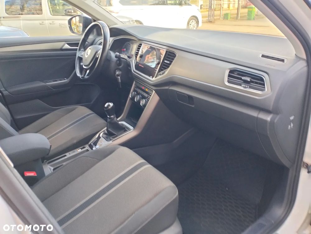 Volkswagen T-Roc 1.0 TSI Advance - 19