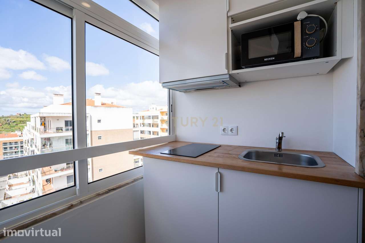 Estudios |Apartamento Renovado em Mina de Água, Amadora - 5 Quartos - Grande imagem: 2/50