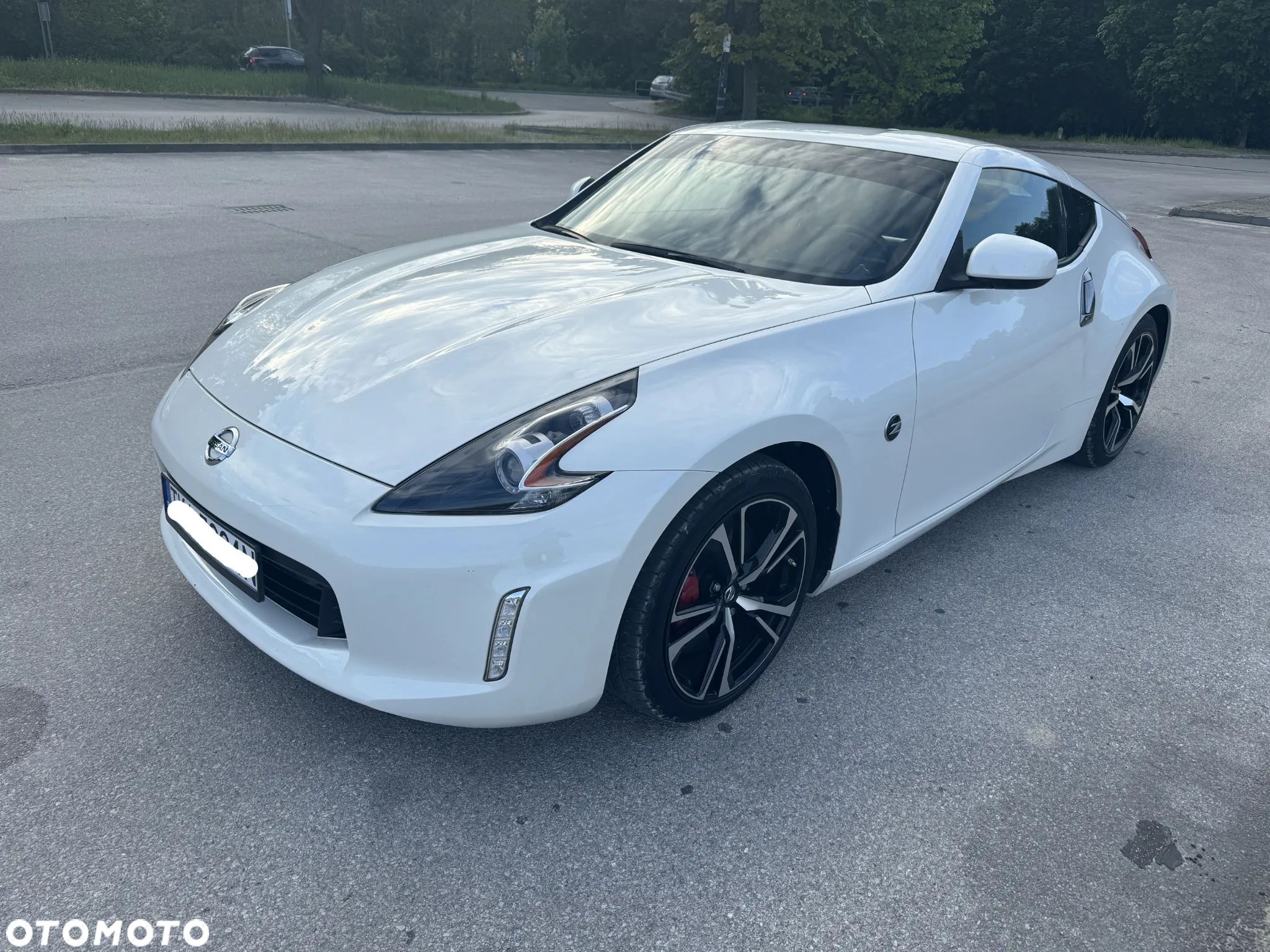 Nissan 370 Z - 1