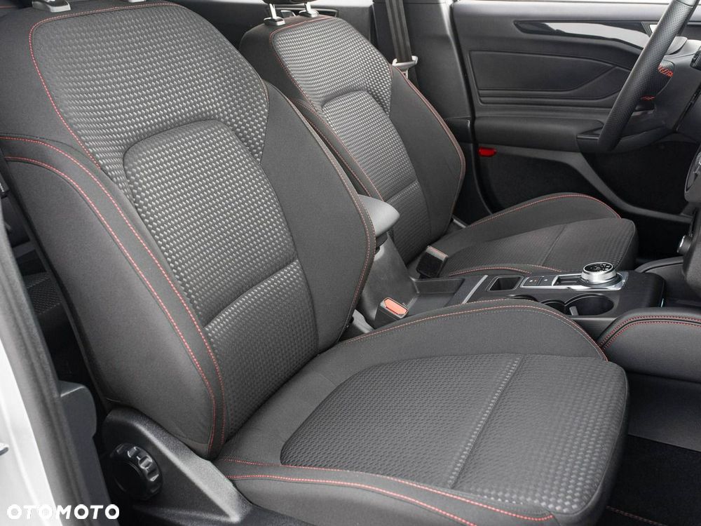 Ford Focus - 28