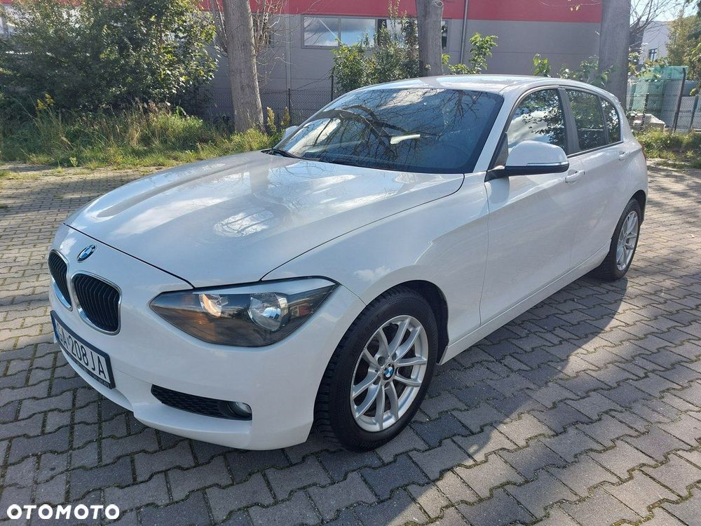 BMW Seria 1 114i - 12