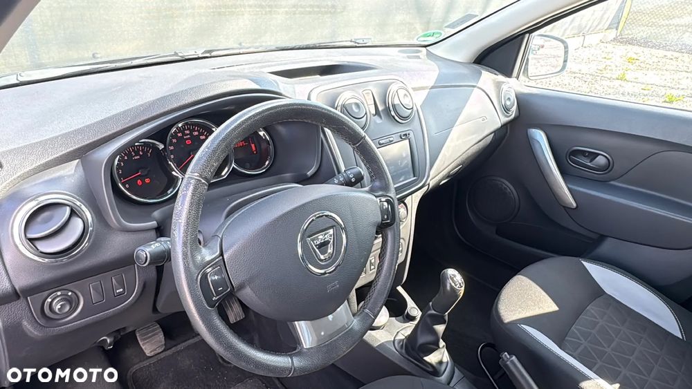 Dacia Sandero 1.5 dCi Laureate S&S EU6 - 12