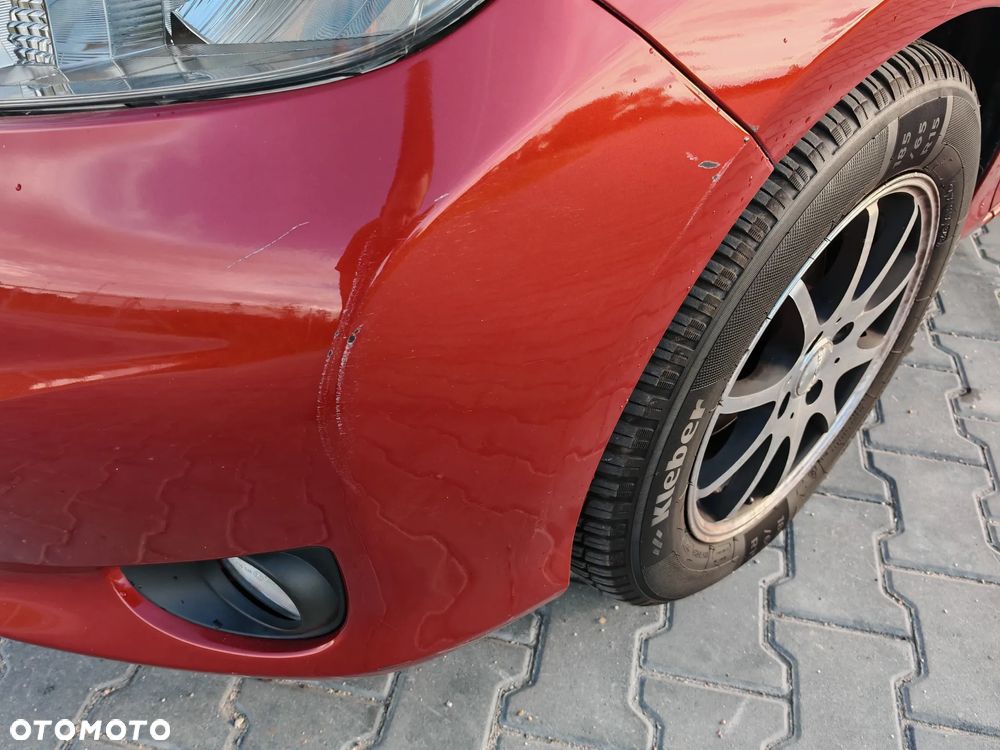 Toyota Yaris 1.33 Premium - 11