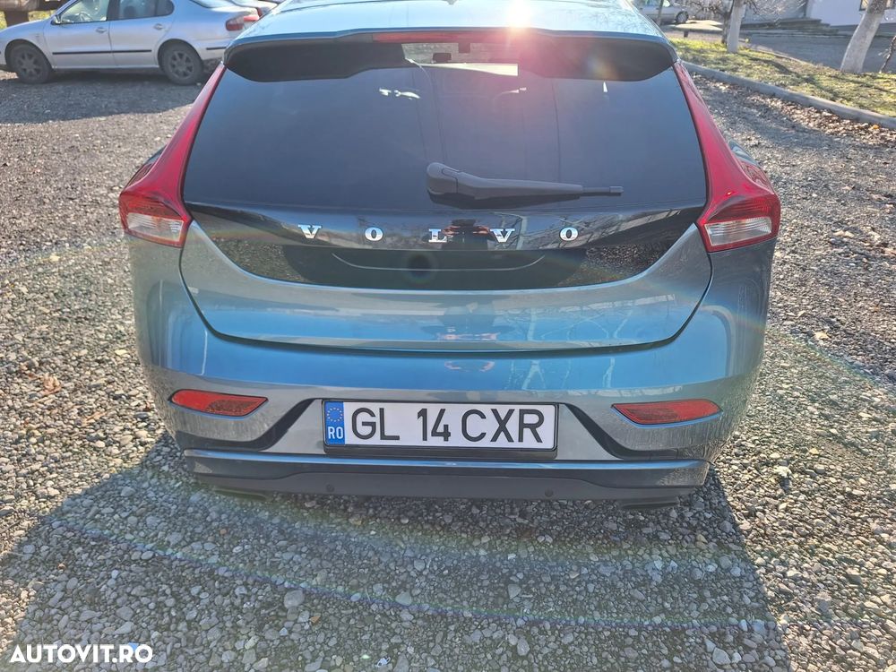 Volvo V40 D2 - 7