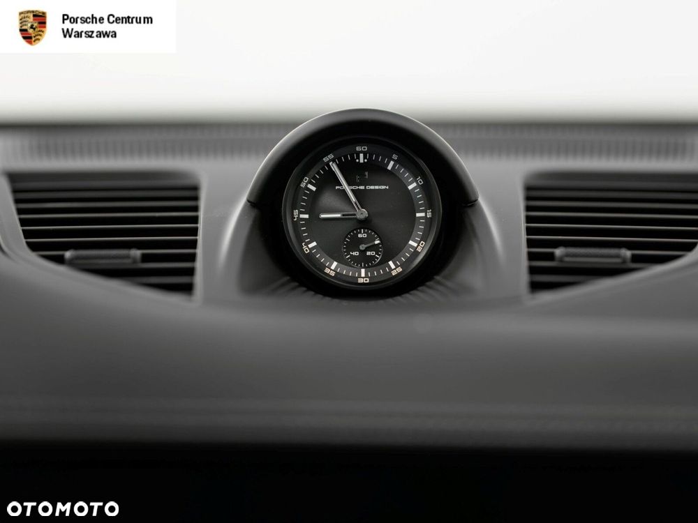 Porsche Panamera - 18