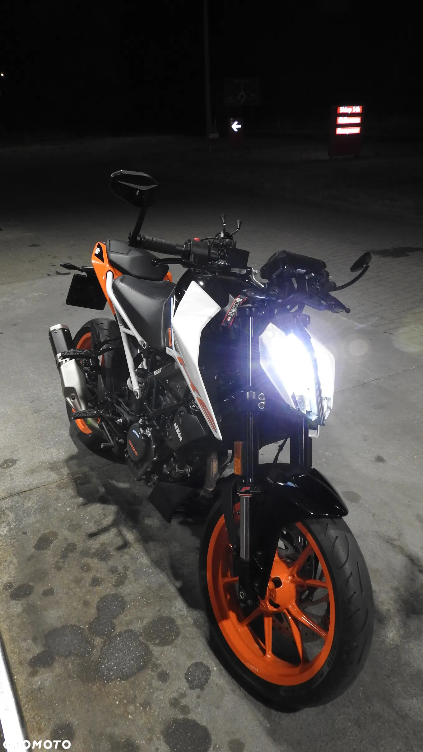 KTM Duke - 13