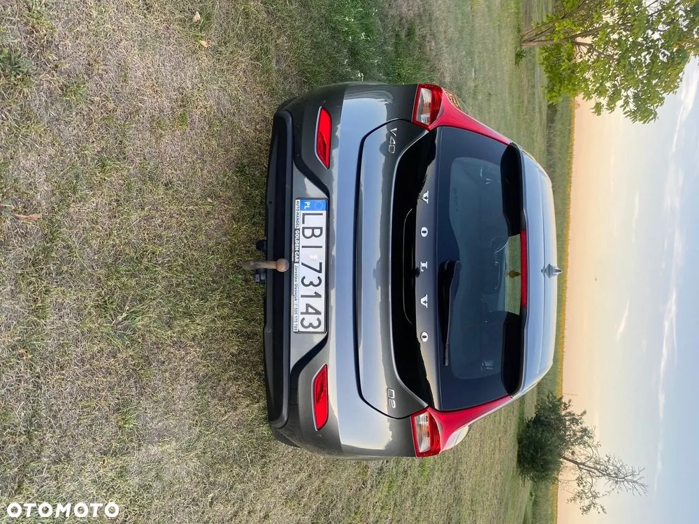 Volvo V40 D2 Base - 4