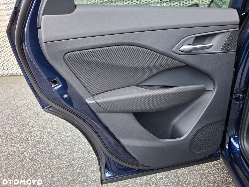 Audi Q3 Sportback - 12