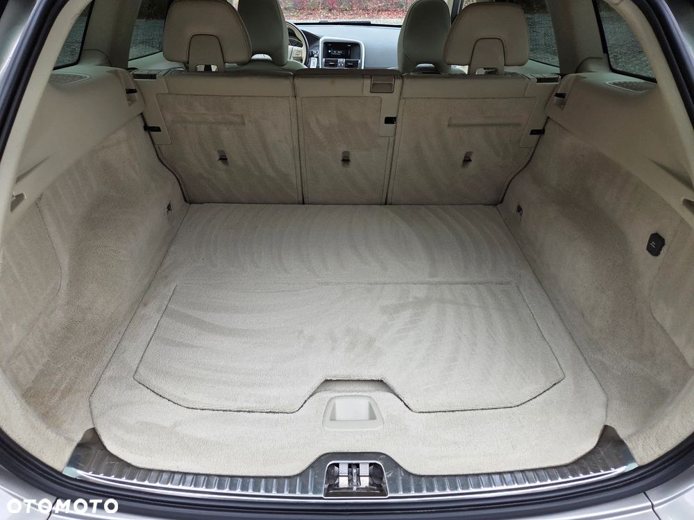 Volvo XC 60 T6 AWD Summum - 19