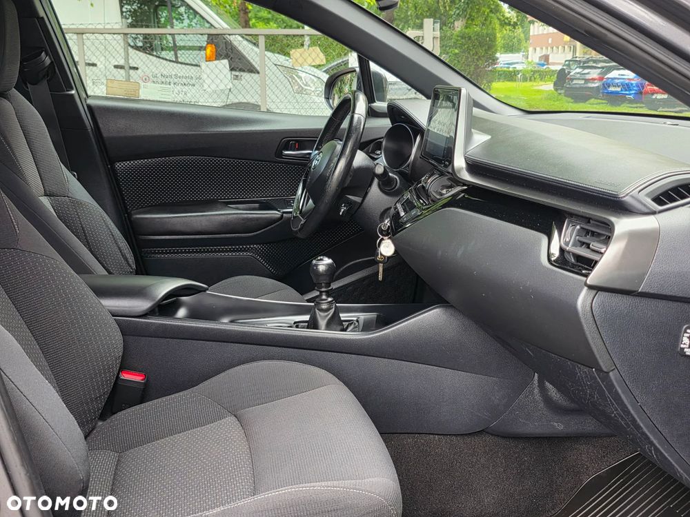 Toyota C-HR 1.2 T GPF Prestige - 11