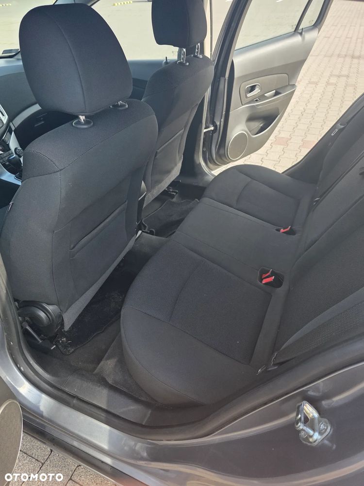 Chevrolet Cruze - 9