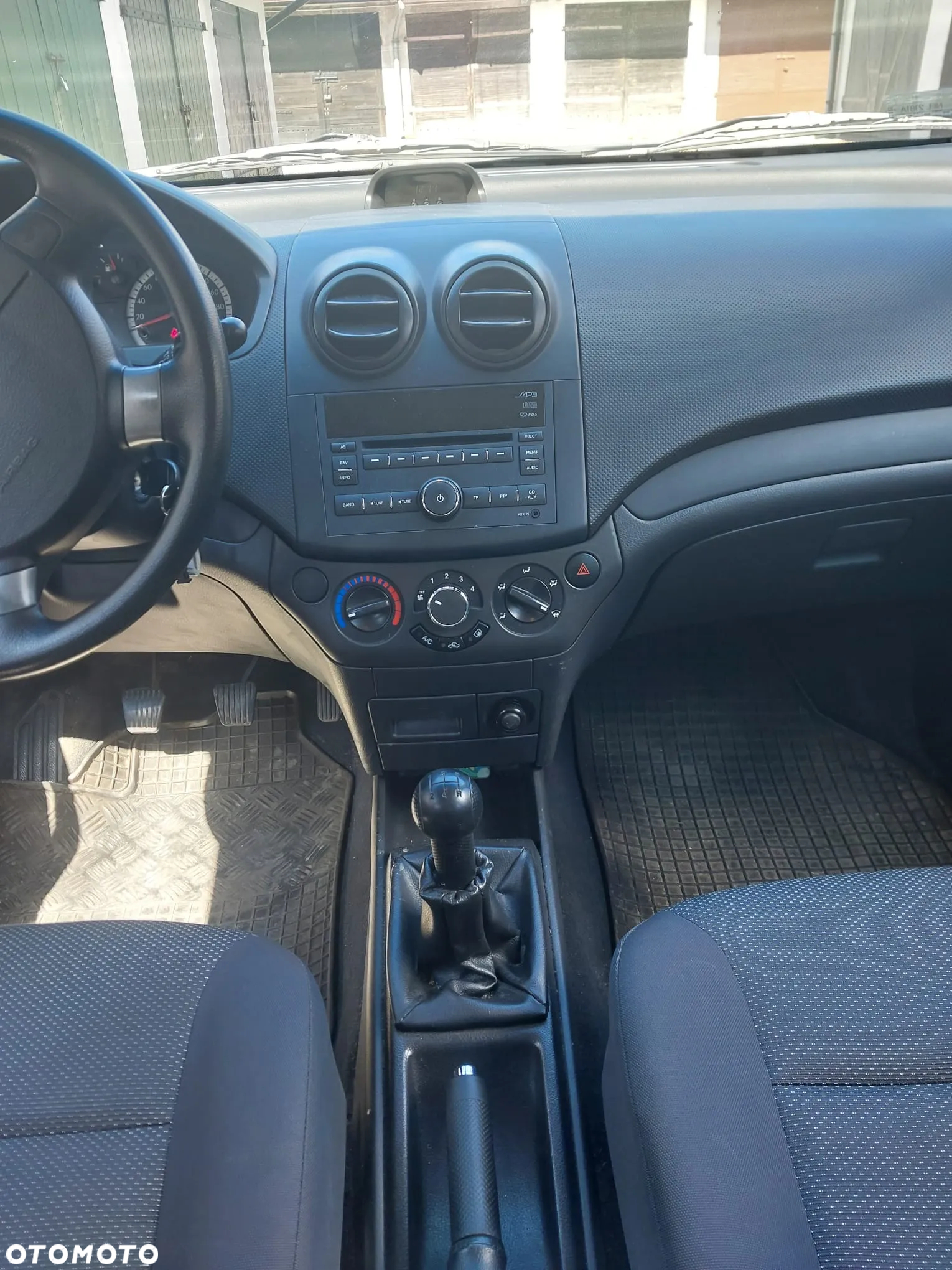Chevrolet Aveo 1.2 16V Base (air4,klm) - 2
