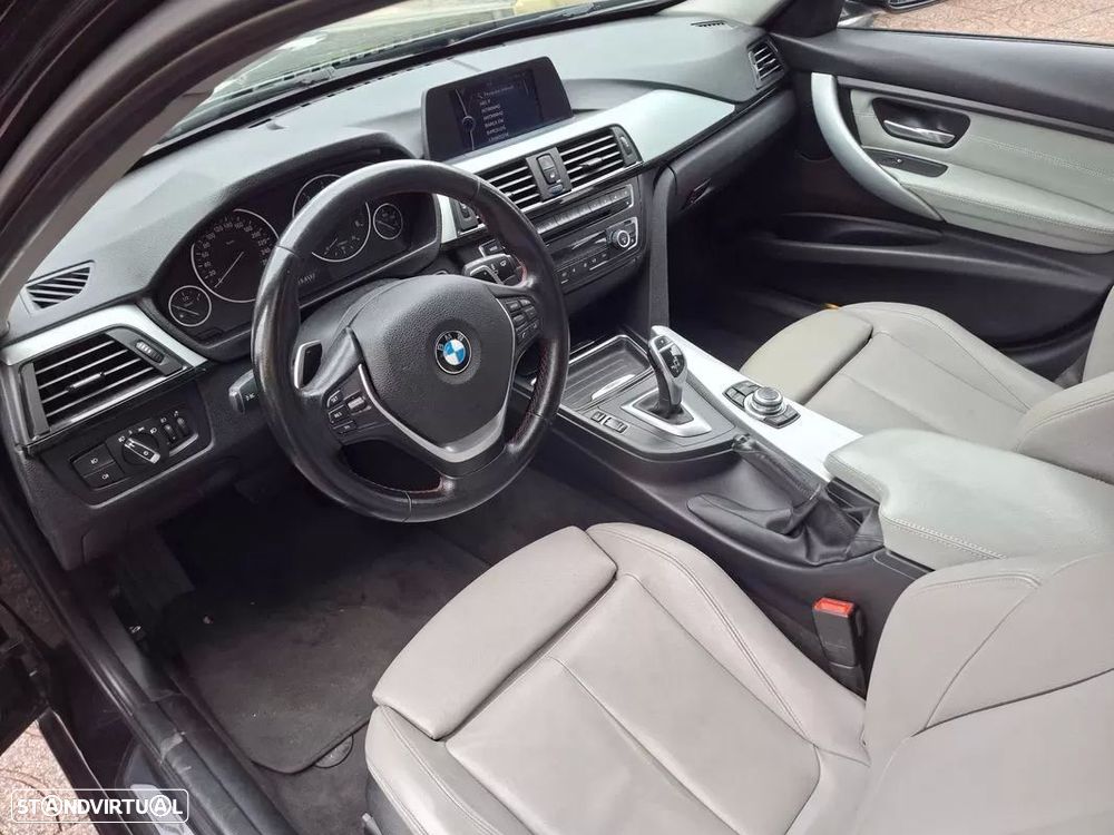 BMW 320 d Aut. Blue Performance Sport Line - 16