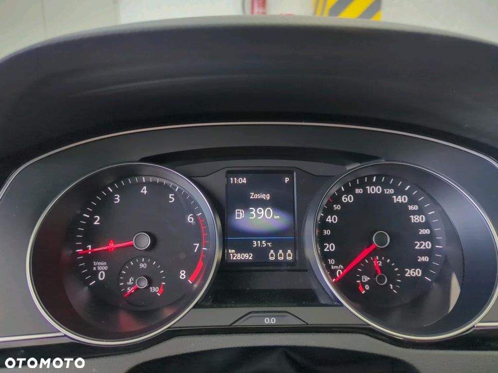 Volkswagen Passat 1.5 TSI EVO Business DSG - 8