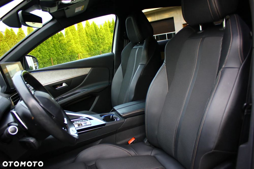 Peugeot 3008 1.5 BlueHDi GT S&S EAT8 - 24