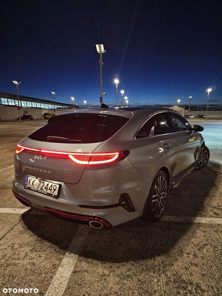 Kia ProCeed 1.6 T-GDI GT DCT - 9