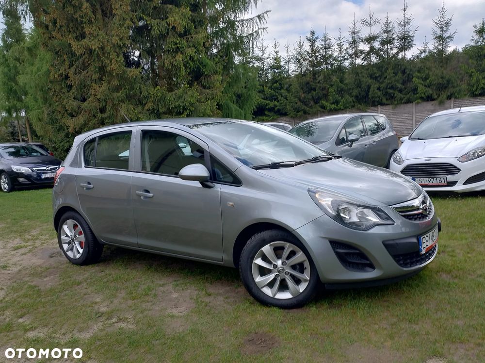 Opel Corsa 1.2 16V Edition / Active - 9