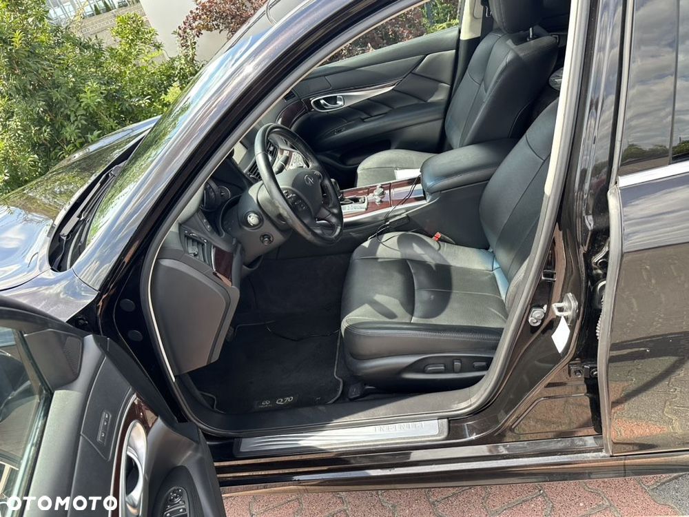 Infiniti Q70 2.2d Premium Executive - 3